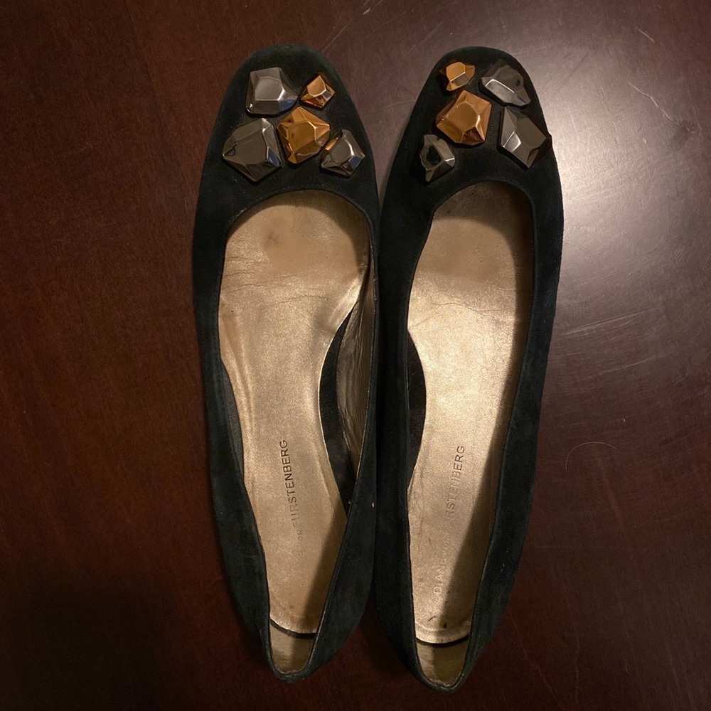Diane von Furstenberg Black Suede Sz 11 Flats